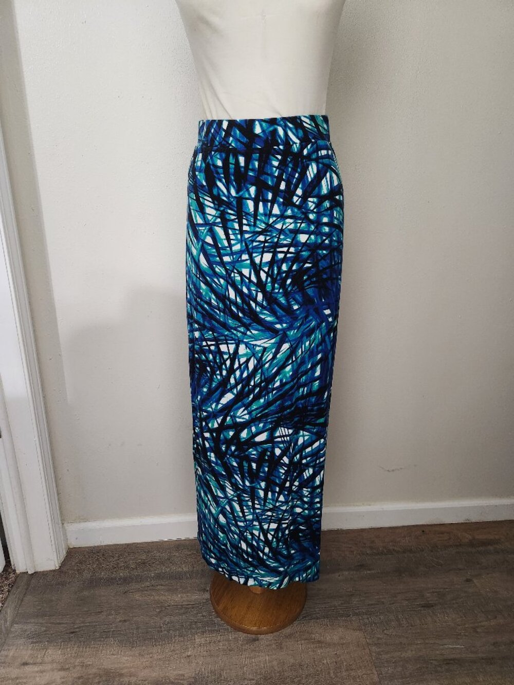 Apt 9 knit maxi skirt sz XS